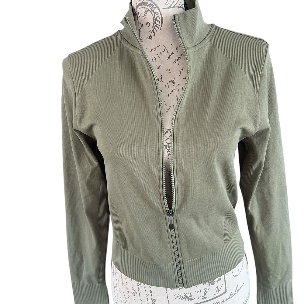 Calvin Klein Performance Olive Green Women's Jacket size large, new with tags